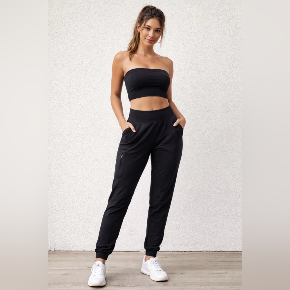 Lululemon Women's Black High-Waisted Joggers (4)